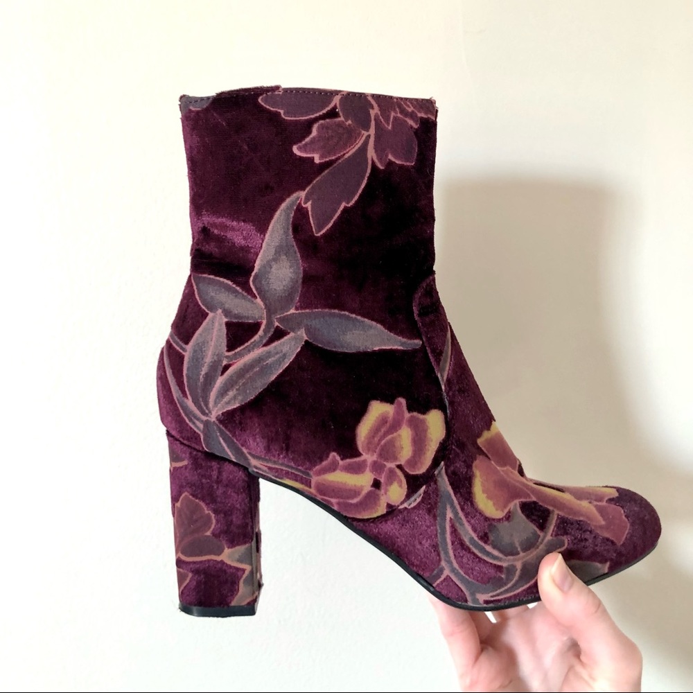 Steve Madden | Burgundy Burnout Velvet Heeled Ankle Boots